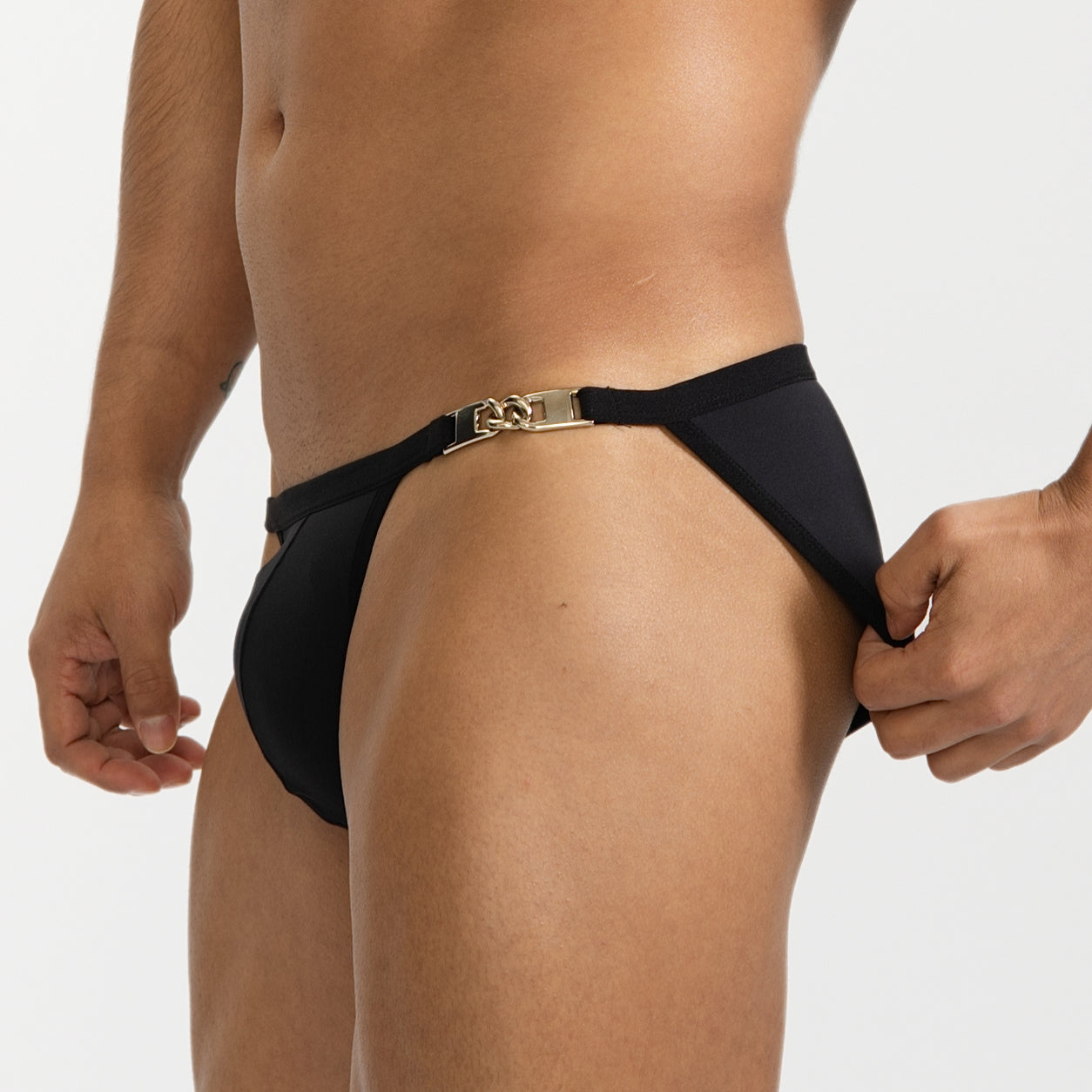 GTOPX MAN Metal Chain Low Waistline Sexy Briefs Ice Silk Men Thin Big Pouch U Convex Underwear